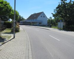 Ortseinfahrt Neuburgweier
